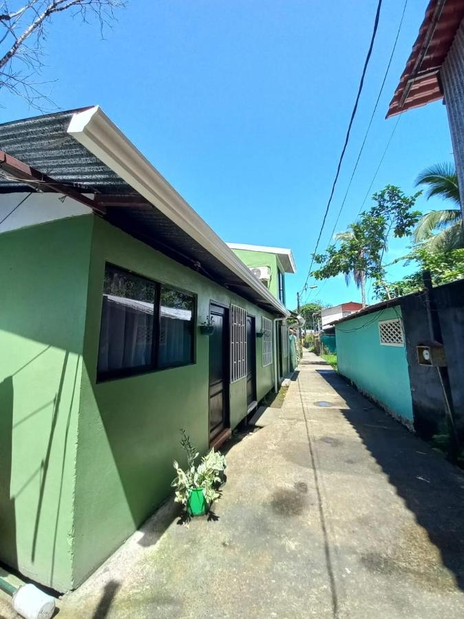 Apartamentos Caiman Tortuguero Eksteriør billede